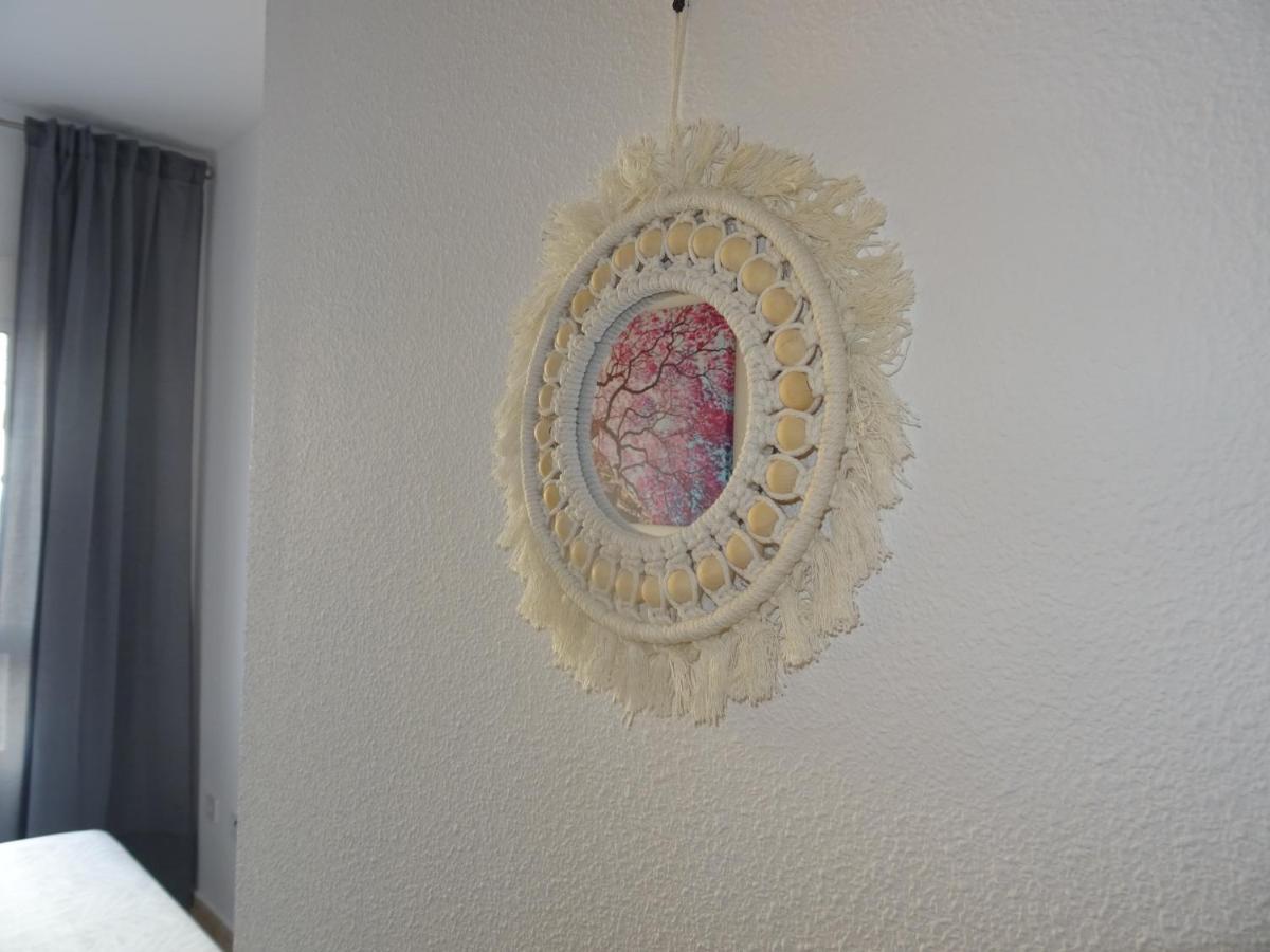 Apartamento Dama De Guardamar Apartment กวาร์ดามาร์เดลเซกูรา ภายนอก รูปภาพ
