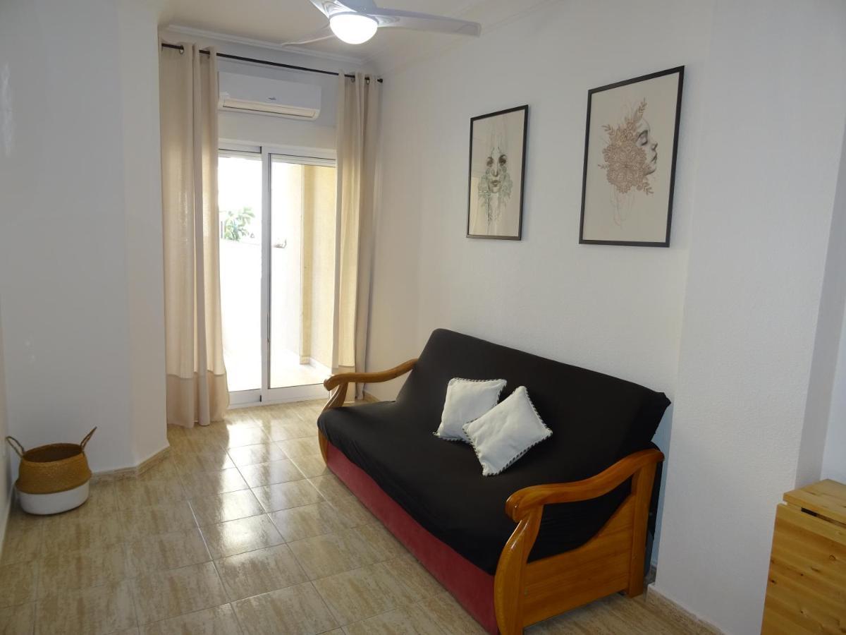 Apartamento Dama De Guardamar Apartment กวาร์ดามาร์เดลเซกูรา ภายนอก รูปภาพ